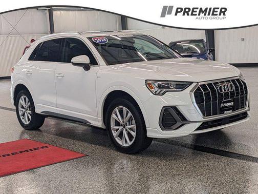 2024 Audi Q3 Premium 45 TFSI S line quattro Tiptronic