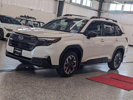 2025 Subaru Forester Base