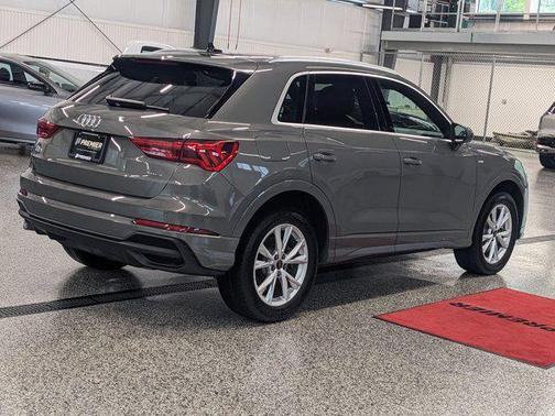 2024 Audi Q3 Premium 45 TFSI S line quattro Tiptronic
