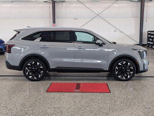 2025 Kia Sorento EX