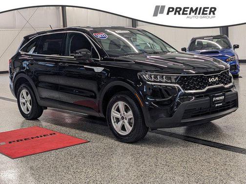 2022 Kia Sorento LX