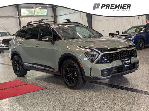 Jungle Green/Ebony Black Roof 2024 Kia Sportage S