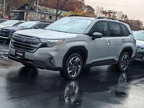 2025 Subaru Forester Hybrid Premium