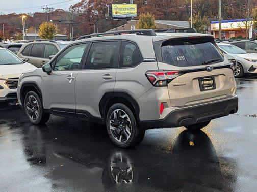2025 Subaru Forester Hybrid Premium