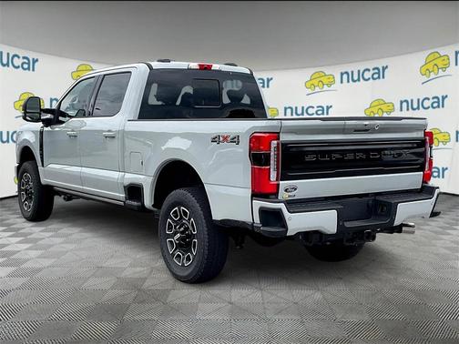 2025 Ford F-350 Platinum