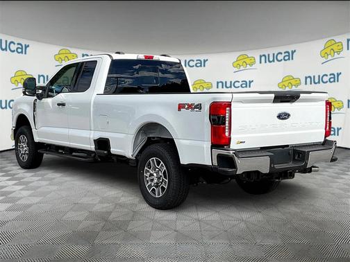 2025 Ford F-350 XLT