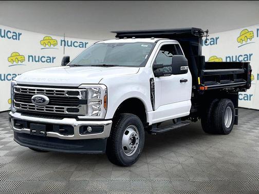 Oxford White 2026 Ford F-350 XL