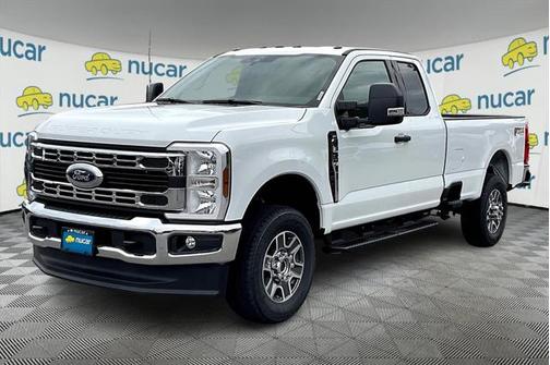 2025 Ford F-350 XLT