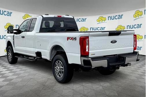 2025 Ford F-350 XLT