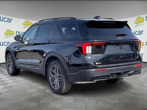 Agate Black Metallic 2026 Ford Explorer ST-Line