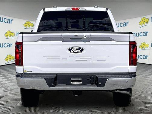 Oxford White 2026 Ford F-150 XLT