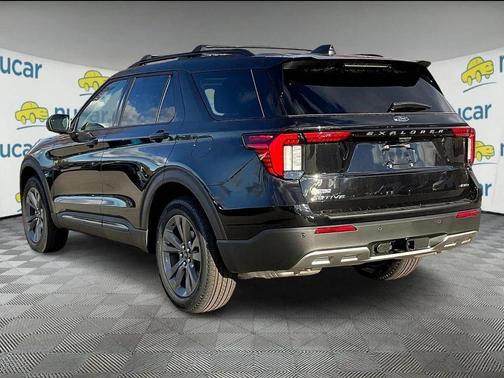 Agate Black Metallic 2026 Ford Explorer Active