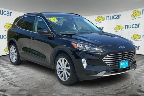 2022 Ford Escape Titanium