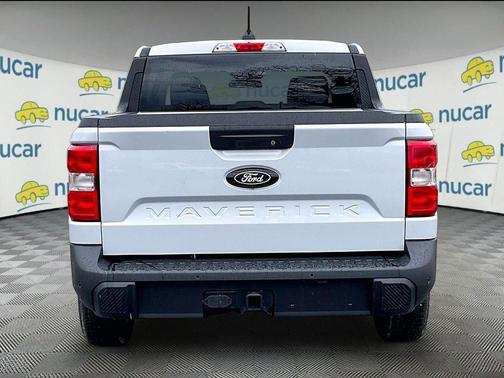 Space White Metallic 2026 Ford Maverick XLT