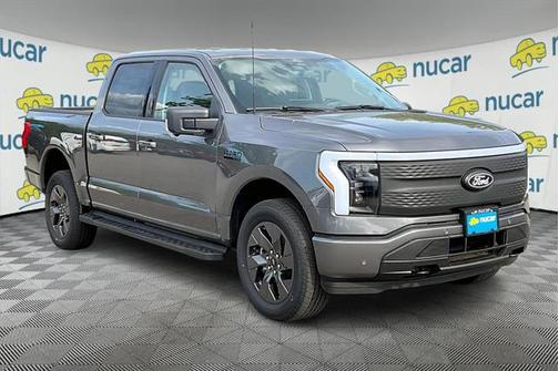 2025 Ford F-150 Lightning Flash