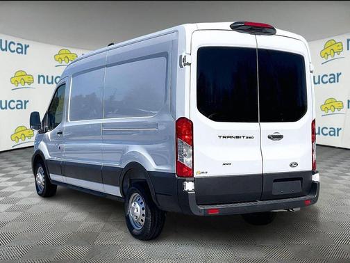 Oxford White 2026 Ford Transit-250 Base