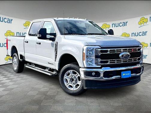 Avalanche 2026 Ford F-350 XLT