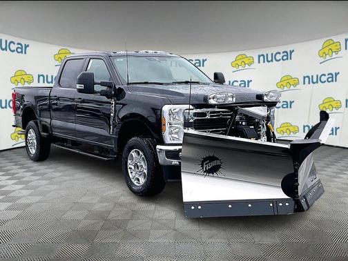 Agate Black Metallic 2026 Ford F-350 XLT Truck