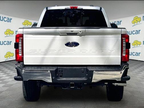 Star White Metallic Tri-Coat 2026 Ford F-250 Lariat