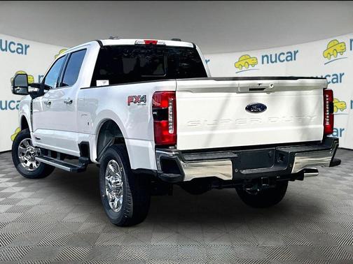 Star White Metallic Tri-Coat 2026 Ford F-250 Lariat