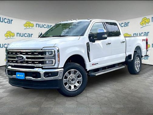 Star White Metallic Tri-Coat 2026 Ford F-250 Lariat