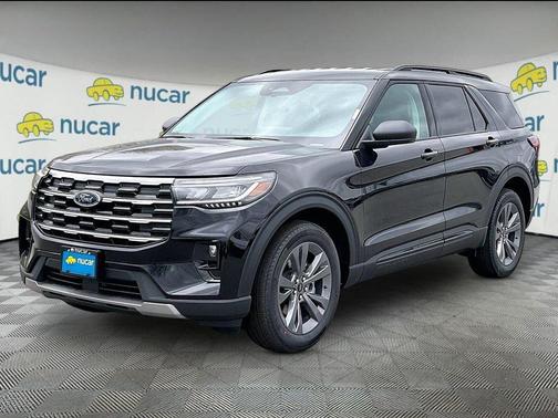 Agate Black Metallic 2026 Ford Explorer Active
