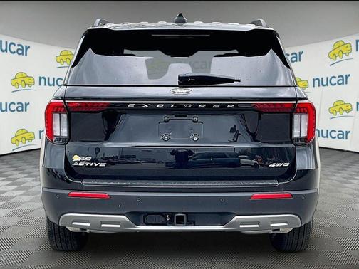 Agate Black Metallic 2026 Ford Explorer Active