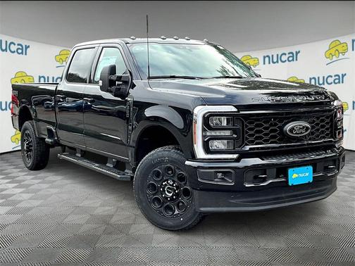 2026 Ford F-350 XLT