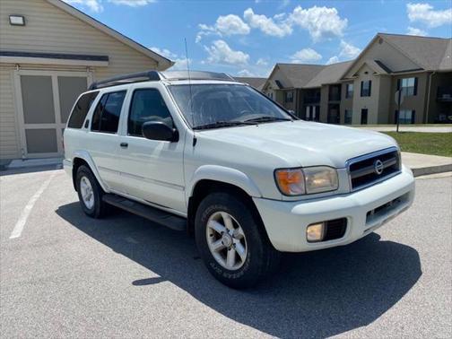 2003 Nissan Pathfinder SE