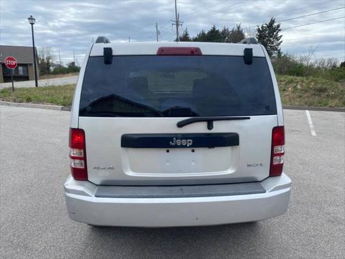 2008 Jeep Liberty Sport