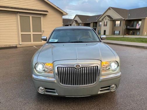 2006 Chrysler 300C Base
