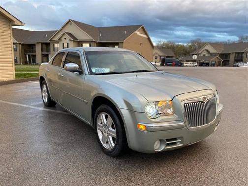 2006 Chrysler 300C Base