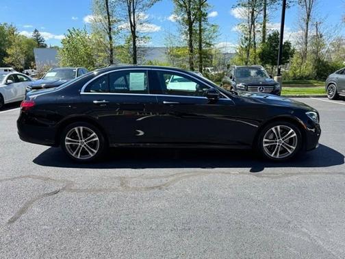 Black 2022 Mercedes-Benz E-Class