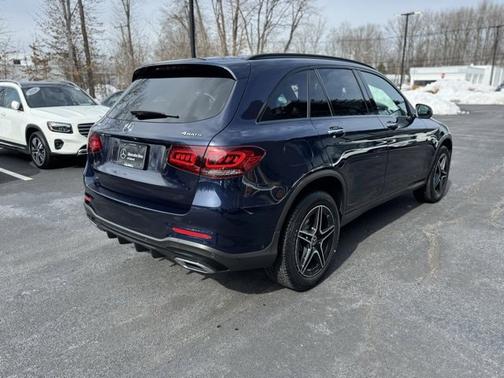 2022 Mercedes-Benz GLC 300 