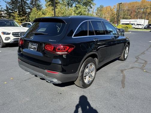 2022 Mercedes-Benz GLC 300 