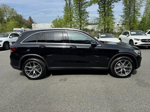 2022 Mercedes-Benz GLC 300