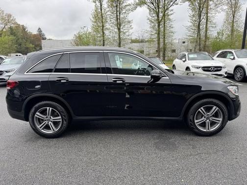2021 Mercedes-Benz GLC 300