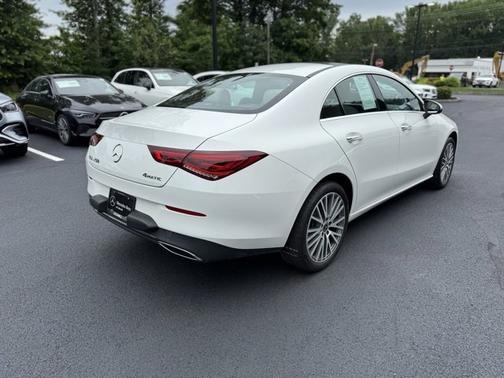 2022 Mercedes-Benz CLA 250