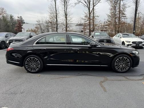 2022 Mercedes-Benz S-Class 