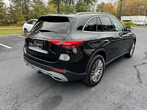 2024 Mercedes-Benz GLC 300 
