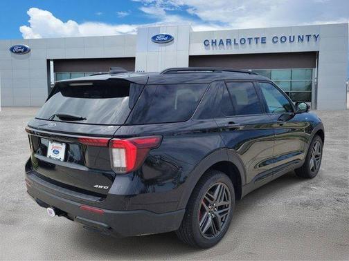 Agate Black Metallic 2026 Ford Explorer ST-Line