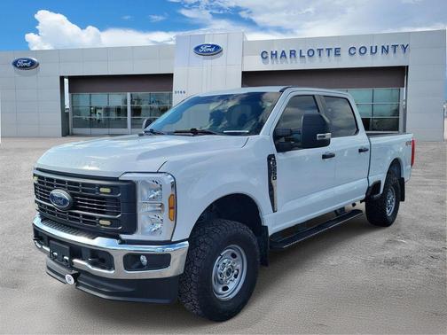 Oxford White 2024 Ford F-250 XL