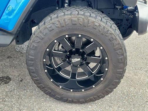 Hydro Blue Pearl 2023 Jeep Wrangler Sahara
