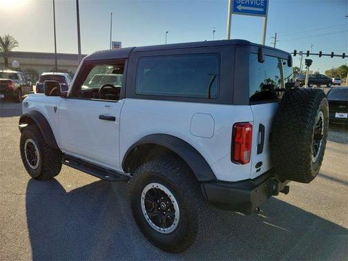 2023 Ford Bronco Base