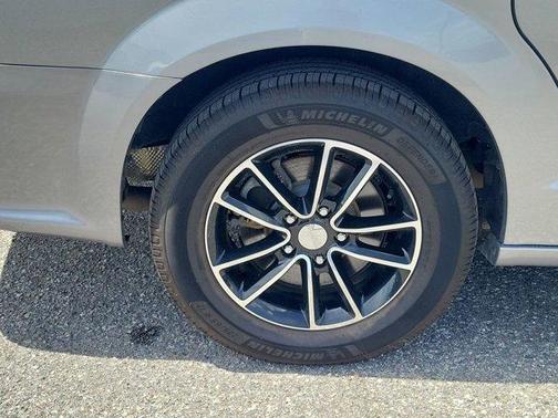 Billet Silver Metallic Clearcoat 2018 Dodge Grand Caravan GT