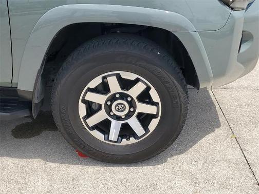 2023 Toyota 4Runner TRD OFF ROAD PREMIUM