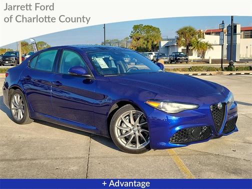 2023 Alfa Romeo Giulia Base