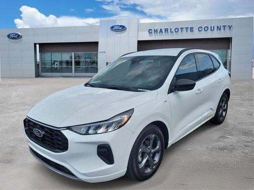 Oxford White 2023 Ford Escape ST-Line