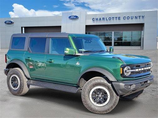 2025 Ford Bronco Outer Banks