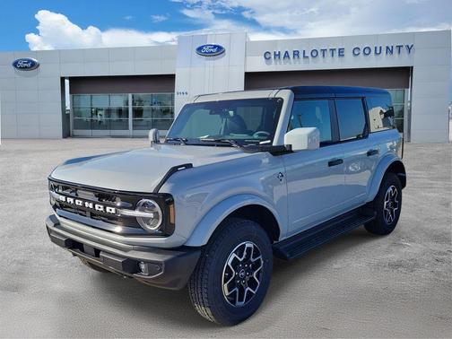 Avalanche Gray 2026 Ford Bronco Outer Banks
